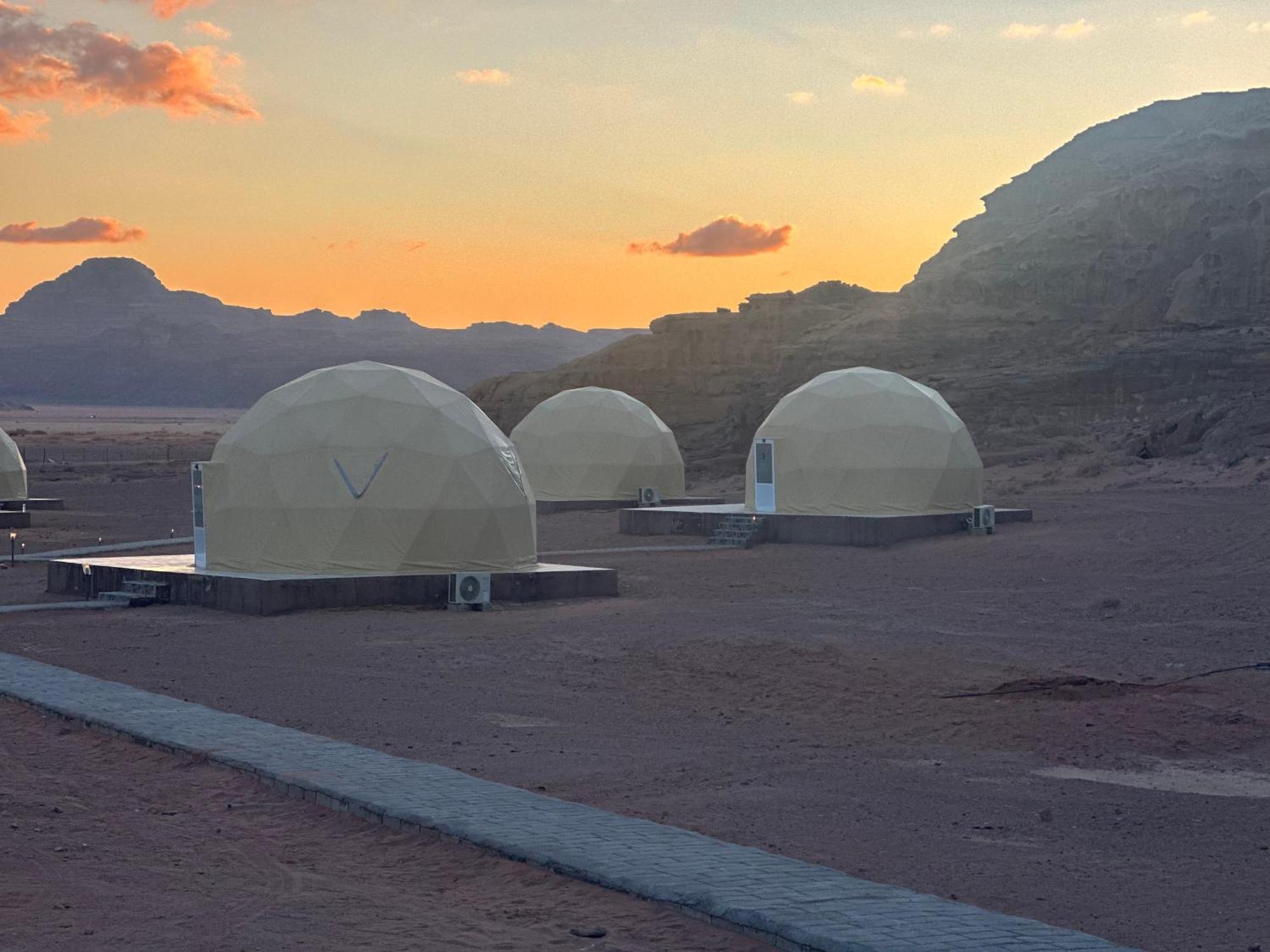 Star Magic Camp Hotel Wadi Rum Exterior foto